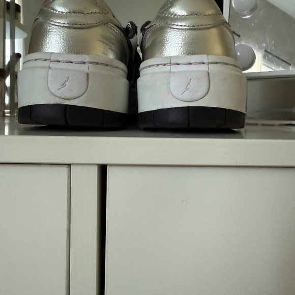 Nike Air Jordan 1 Elevate Low Women’s 8 - Picture 2 of 5